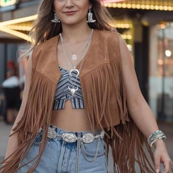 Western Jewelry Set Camila Cowgirl Accessories: Concho Belt, Necklace, Bracelet - Picture 3 of 8